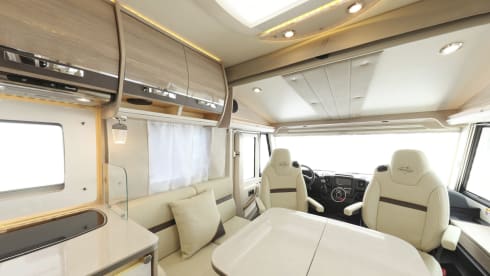 The Bullet II – Luxurious and spacious 4-person Rapido (Automatic) 2025 NEW 