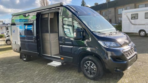 Luxury Sun Living camper van