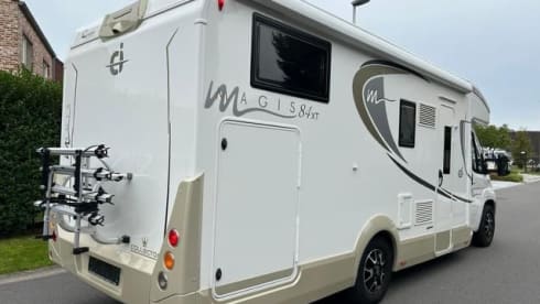 Collector Deluxe – 4p Fiat semi-integrated from 2020