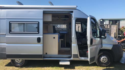 De bus – Fiat Ducato Professional self-build Bus camper