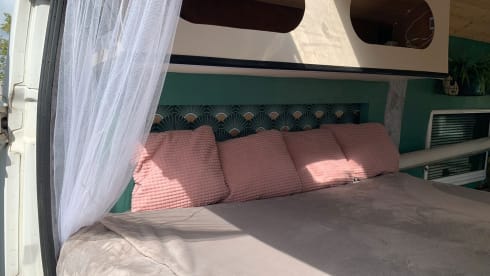 romantic campervan 2p 