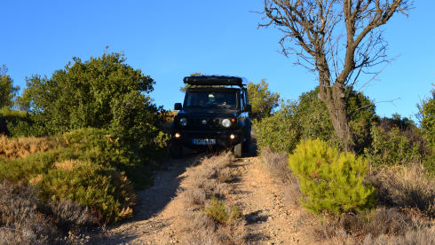 Jimny Black - Greece – Camper Jimny - Make memories - Explore your adventure