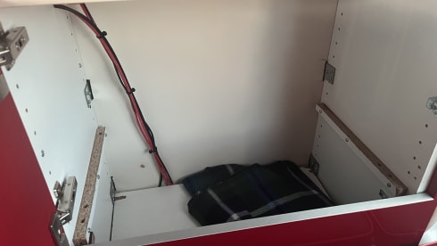 Matthews campervan  – 4 berth Toyota campervan 