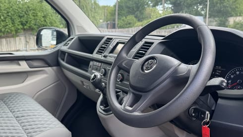 Ben Roamer – 4 berth Volkswagen T6 Campervan Rental Perthshire Scotland