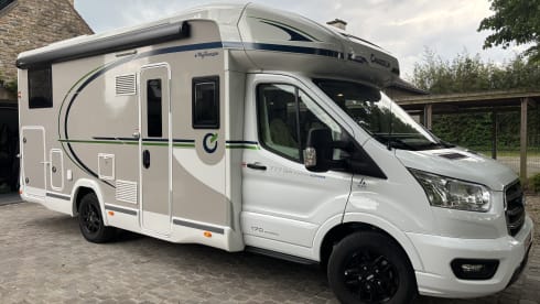 Rientje – 4p Chausson 777 titanium Premium Full Option Semi-Integrated 023