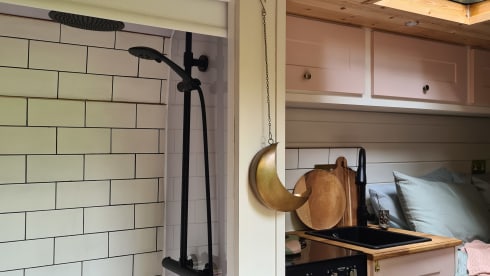 Blanche – Wheelchair accessible camper.