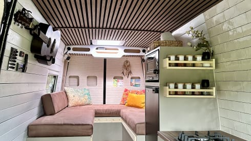 2p Volkswagen bus from 2012