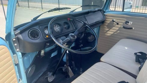 Mr. Blue Sky – Volkswagen T2a Westfalia '69