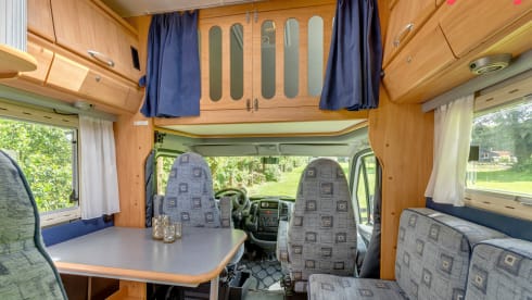 Jip  – Adria Camper from 2004 for 4p