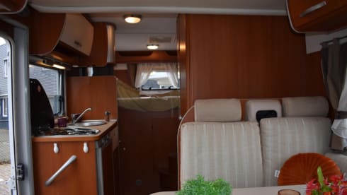 Lowieke – Clean and spacious family camper!