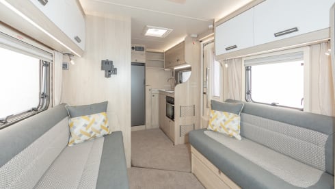 Ripley – Brand New Autotrail F62 - 4 Berth