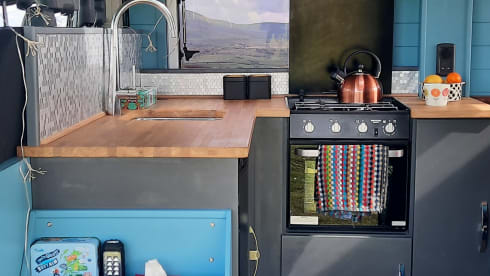 "Bod Campervan"  Luxury, Perfect for Two! (Staffs/N.Wales)