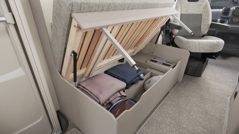 Walter – 6 berth, 6 belt (2023)