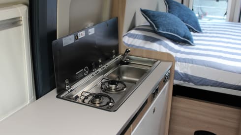 New luxurious Campervan with XL bed Laika Kosmo 6.4
