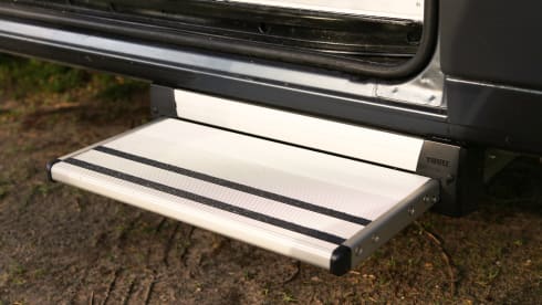 Anne │ Citroën Jumper 2 person camper van