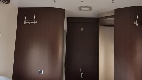 Lomiloom – Ford Benimar alcove