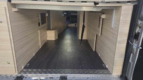 Offgrid Jumper  – 2p Sun Living bus from 2021