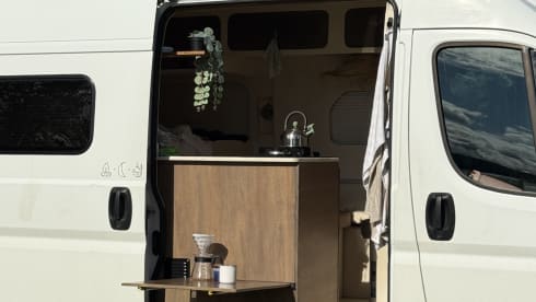 Sol – The Mediterranean off-grid camper