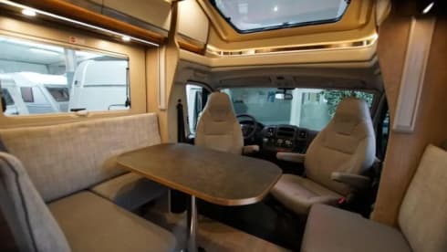 MONZA – Laika Ecovip 3009 ***New***