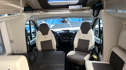 4p Adria Mobil semi-integrated from 2015