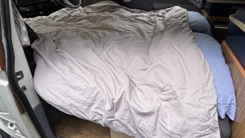 Freddie – Cosy Camper for 2, full awning - 1980's VW T3 high-top
