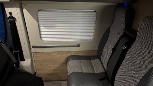 Arkoo – Year-round, off grid, 4/2 berth home from home