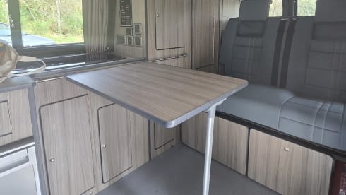 Wild Wanderer – 4 berth VW T6.1 - Insurance Included