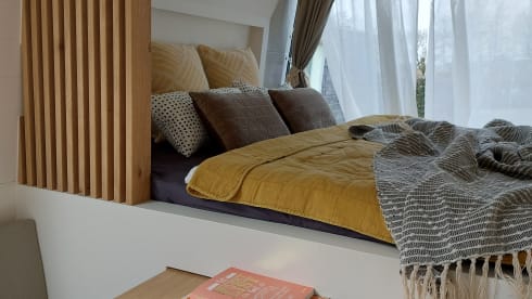 Buscampr – New, off-grid, complete and comfortable 'Buscampr' for 2 people