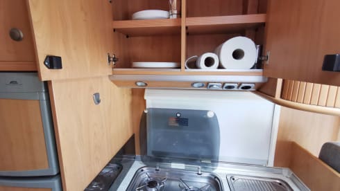 Burstner – Camper with a double bed and two singles to get around Sardinia