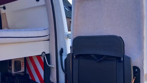 Gezellige Renault camperbus voor twee uit 2016