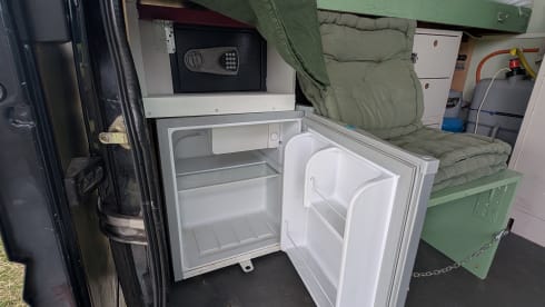 Benz – 2p Mercedes-Benz bus uit 2004