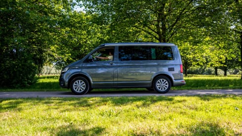 VW California 6.1 Ocean (2022) - 4 Persons - Automatic + Bicycle rack