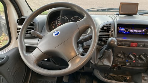 Nice Chausson Camper 🚐✨ (compact & complet)