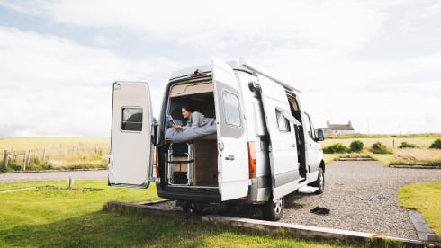 Miss Daisy (Dog Friendly) Discount available on bookings two weeks or more.  – 4 berth Mercedes-Benz campervan (SALE ON)