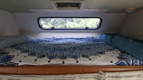Ducato 6 seats 5 sleeps, with separate room and separate shower