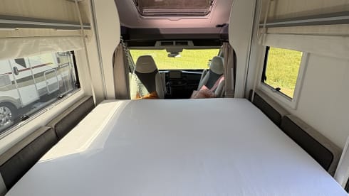 640 – 4p Chausson semi-integrated from 2023