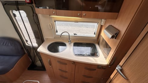 Adria  – Adria met veel optie , luxe en ruimte 
