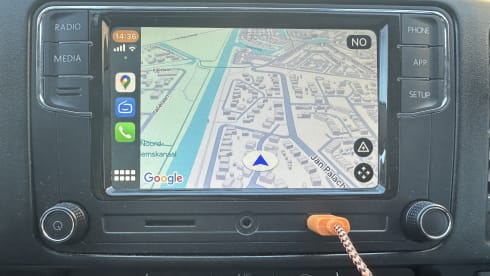 VW T5, luxury Two-Tone from 2015, new installation, automatic, many extras