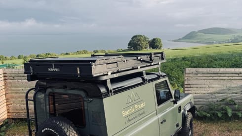 Adventurer  – Landrover 90 with ikamper tent sleeps 2 