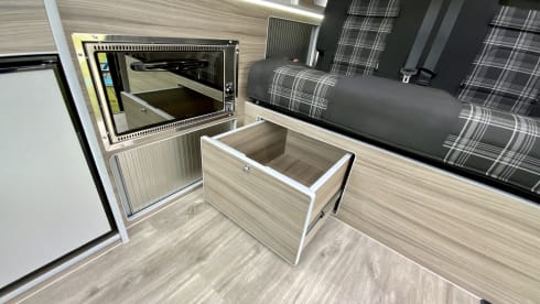 Francesca – Well equipped and high quality specification