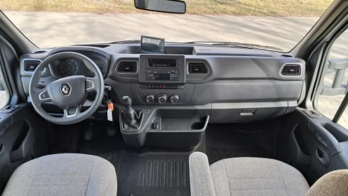 C28 – Zeer luxe 6 pers. Ahorn ,stapelbed, 2x Airco