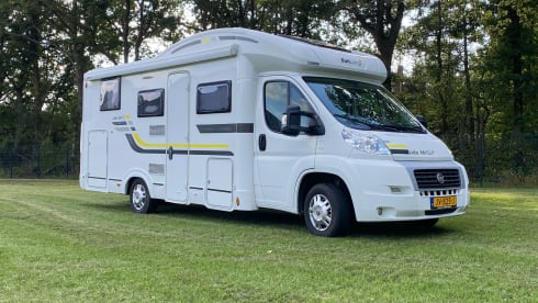 Beautiful 4 person semi-integral camper