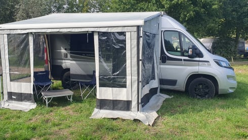Adria twin 600 SPT from 2016 for 2-3 persons