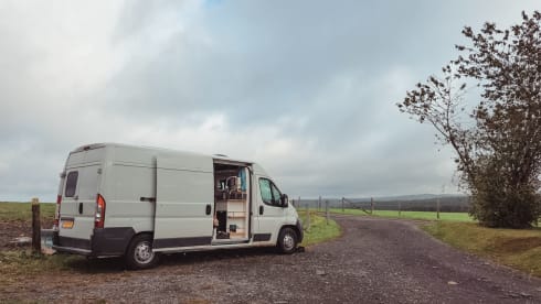 Bubu – 3 person Fiat Ducato bus camper