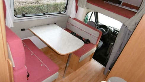 Camper familiare bello e grande per 6 persone