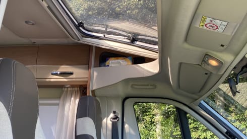Beauty  – 2p Knaus semi-integrated uit 2026