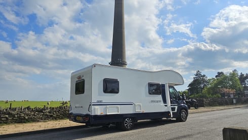Sweeney – 5/6 berth Swift Escape 686