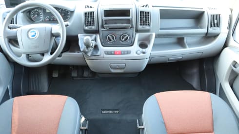 4p Fiat semi-integrated uit 2010