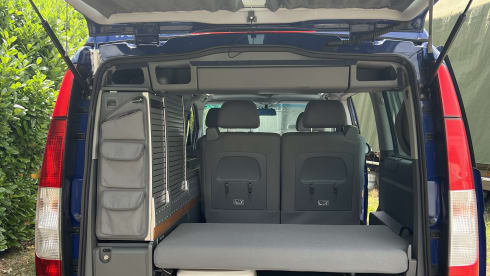 Blu – Mercedes Benz Viano Marco Polo 4 seats