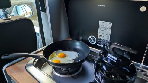 Baz – 4 berth Volkswagen campervan from 2019